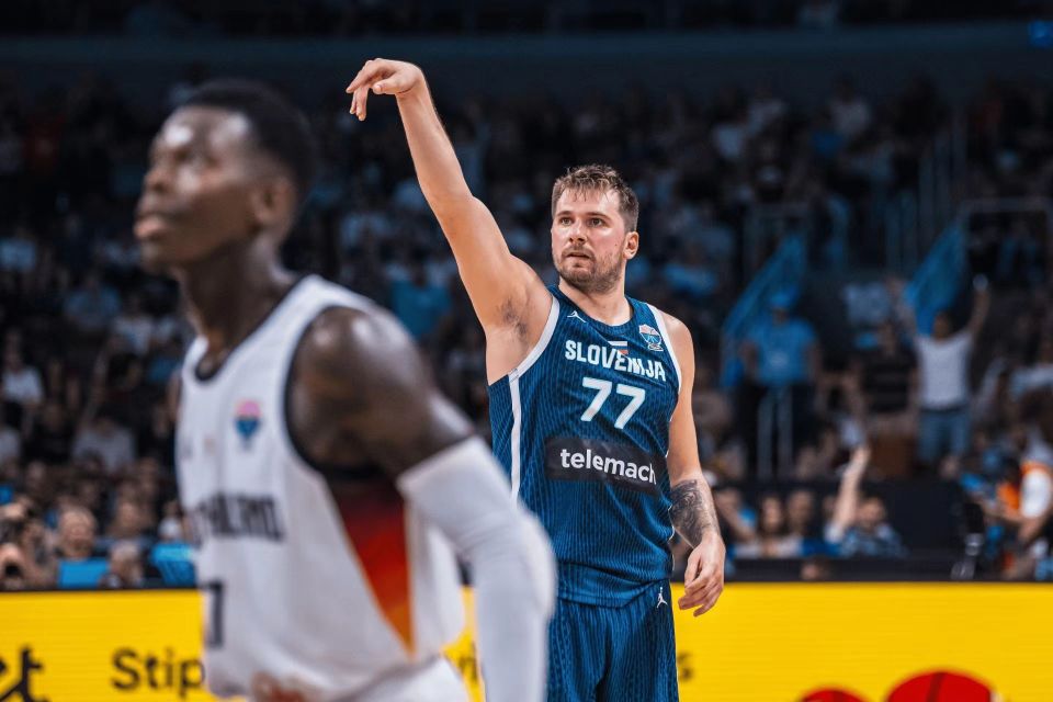 续胶着下去, 首节战罢时, 篮板