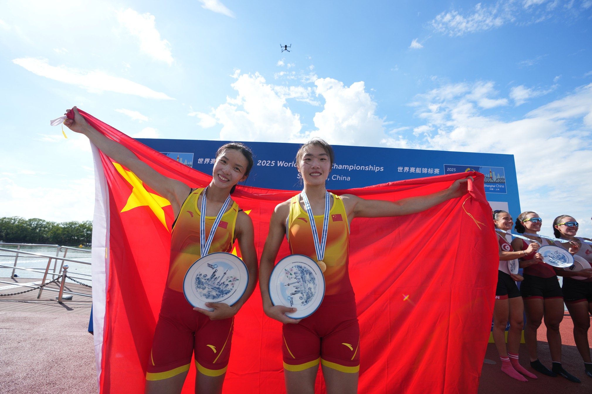 余支中国国, 人双桨项目 余支中国国, 人双桨项目