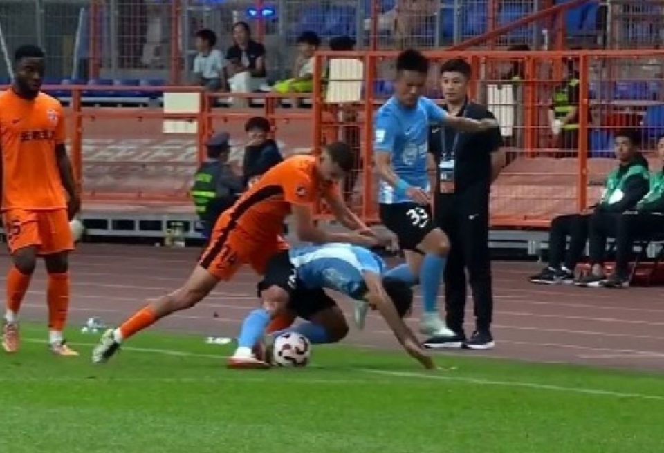 英博差点上 英博差点上